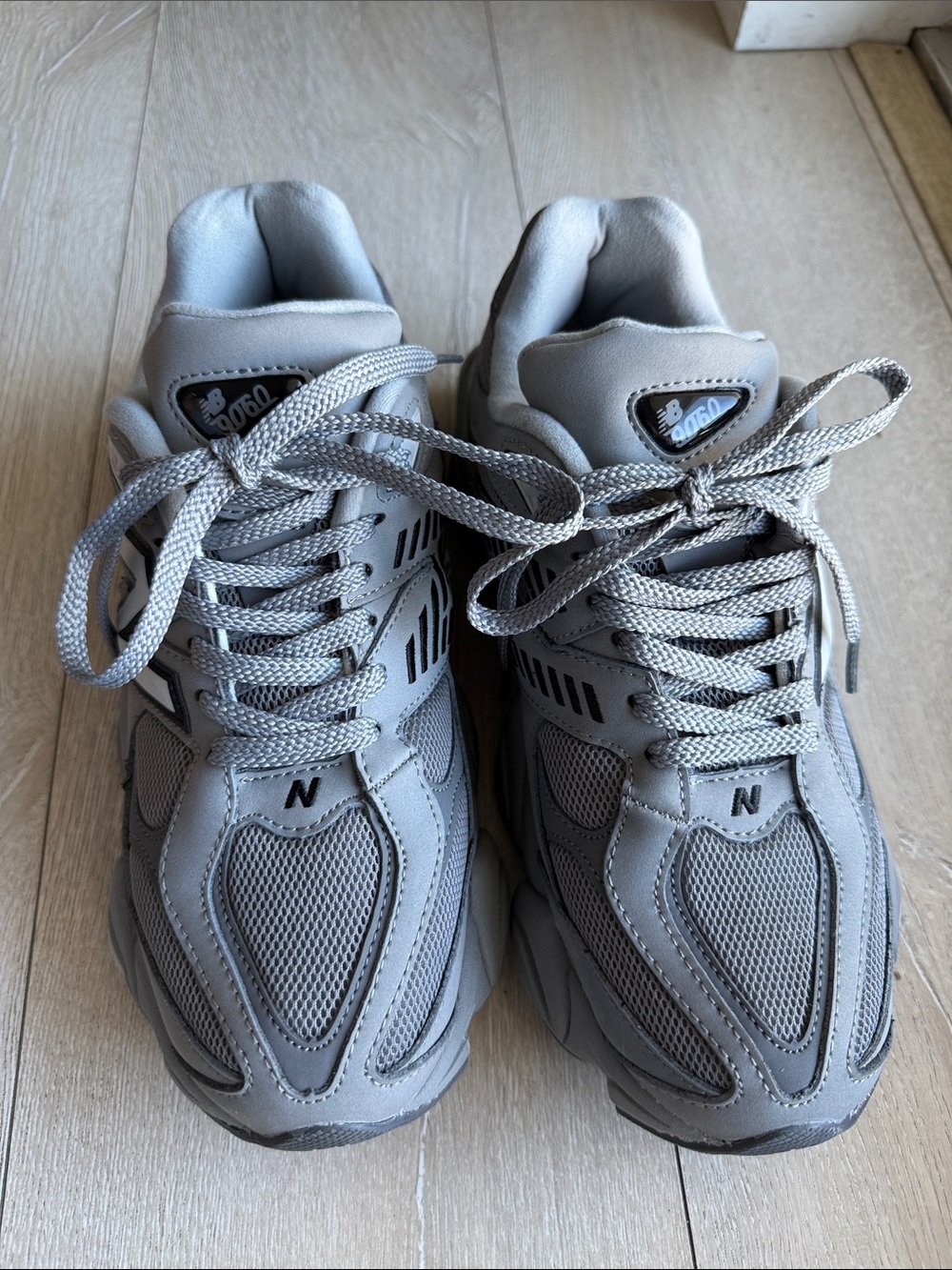 New Balance NB 9060 size 8.5